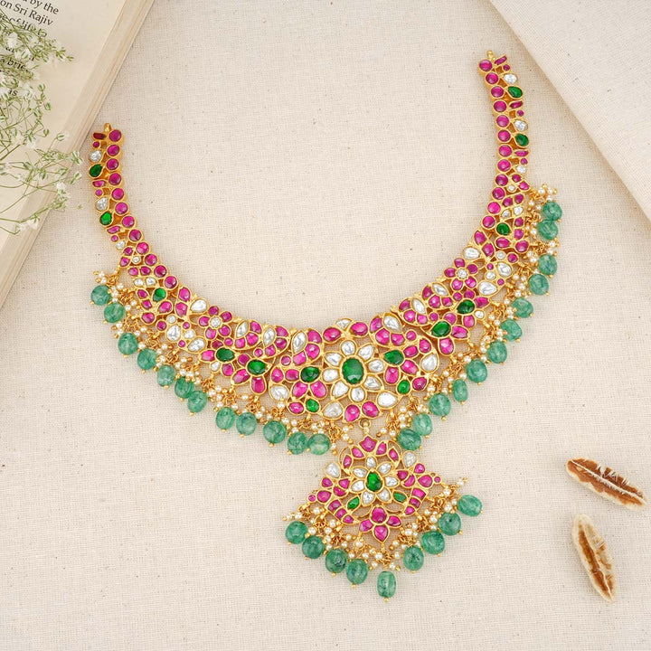 Varsha Kundan Short Necklace