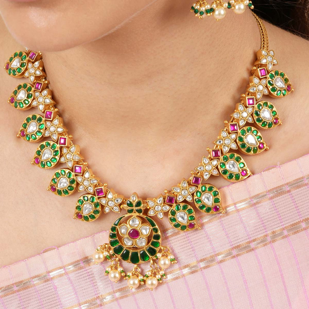 Samith Kundan Short Necklace