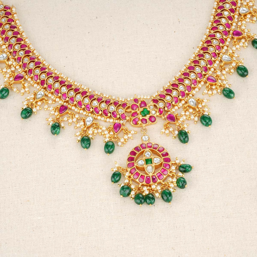 Prithi Kundan Short Necklace