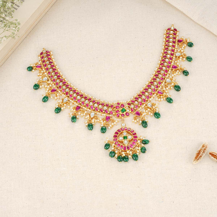 Prithi Kundan Short Necklace