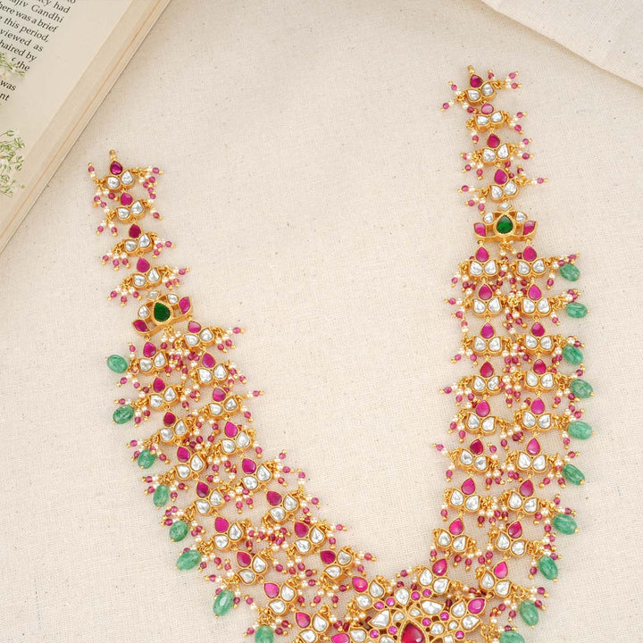 Nivitha Kundan Necklace