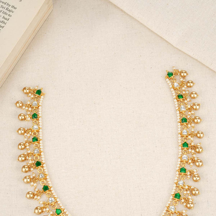 Sara Kundan Necklace