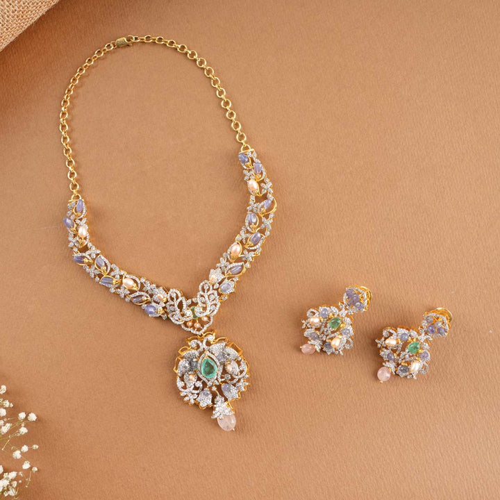 Glorious Diamond Design Necklace Set