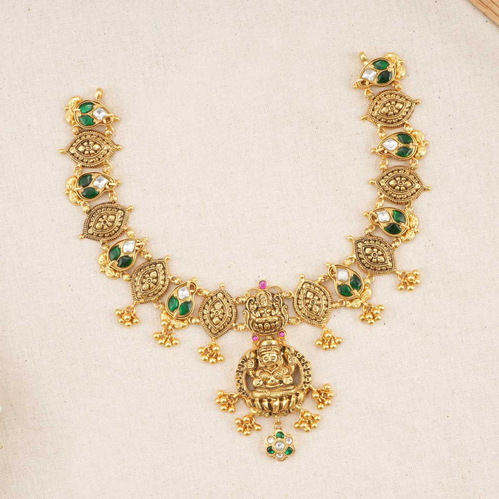 Aslesha Nagas Short Necklace