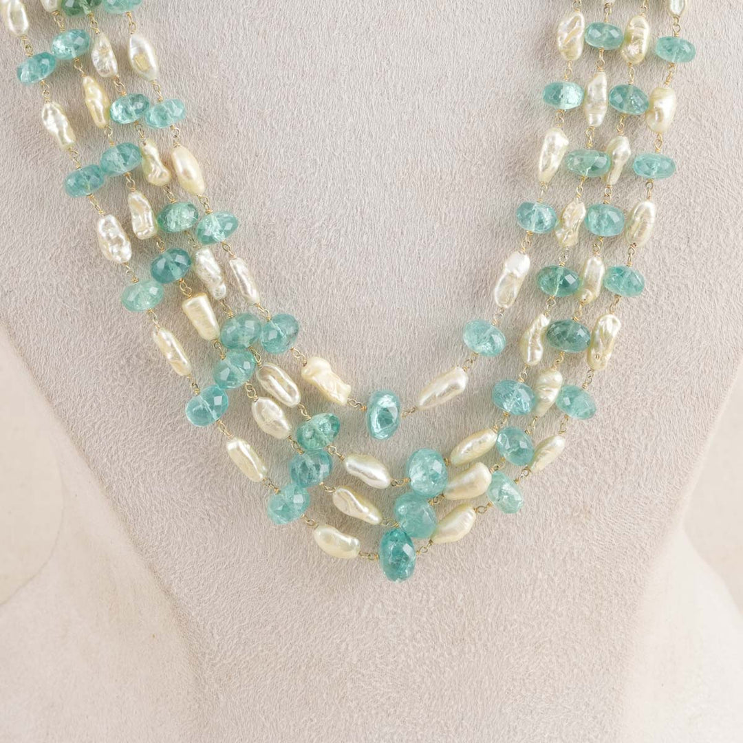 Alantika Pearl Beads Necklace