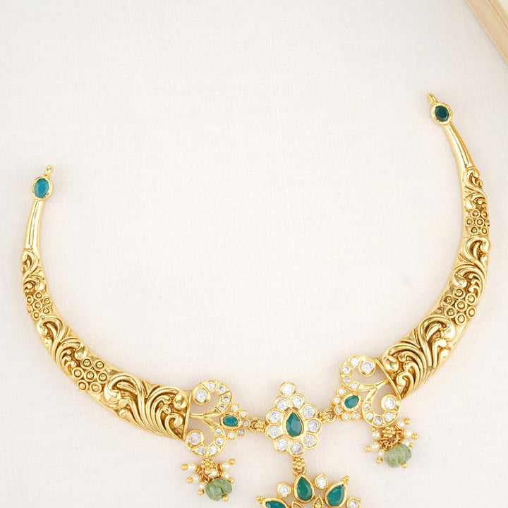 Aadhini Short Necklace Set