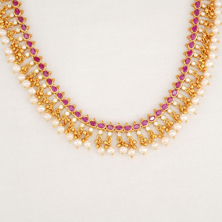 Akshvi Short Necklace