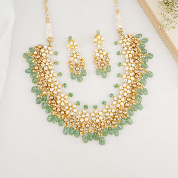 Priyasi Necklace Set