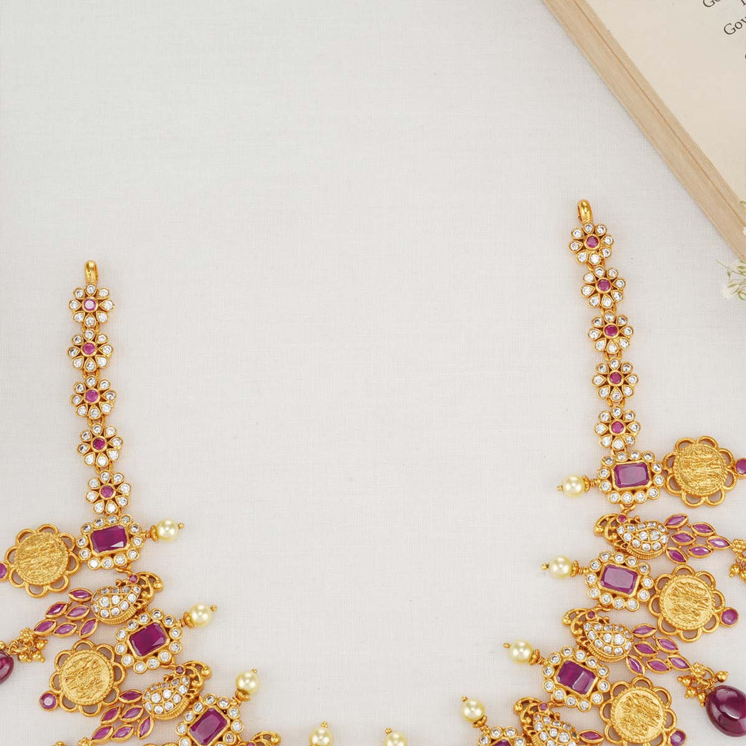 Sugirtha Nagas Short Necklace