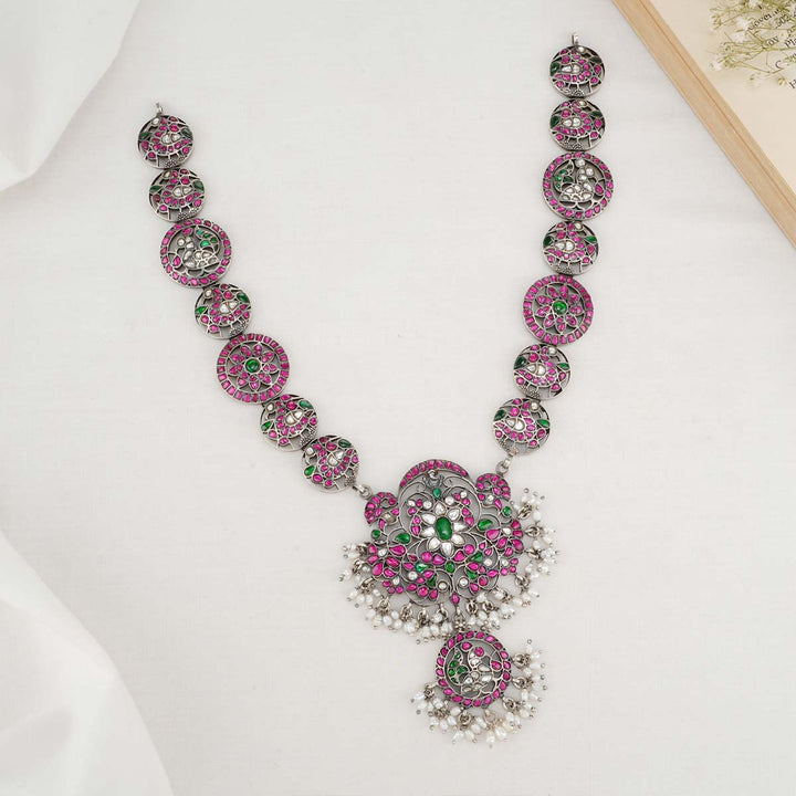 Aalia Long Necklace