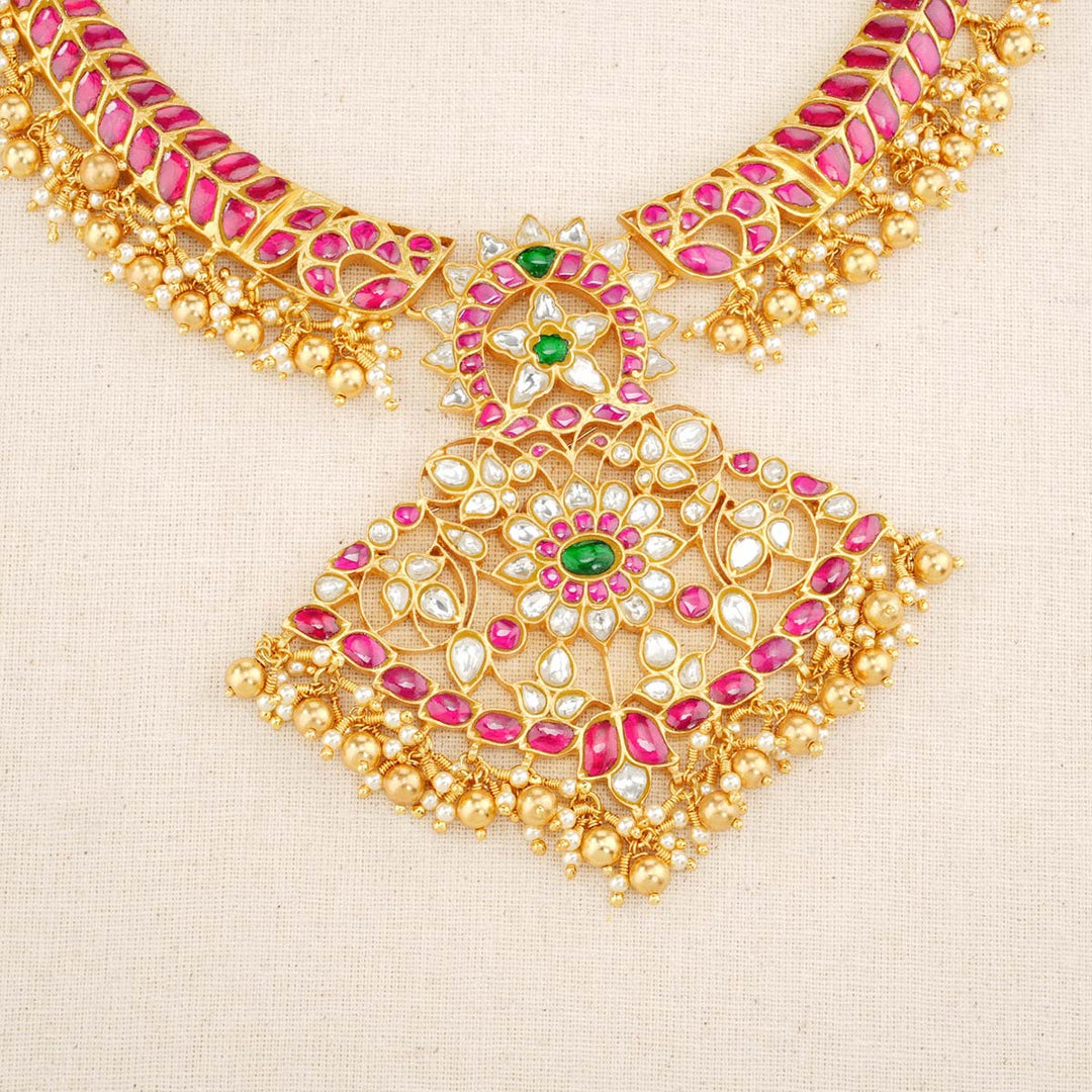 Sanjana Kundan Short Necklace