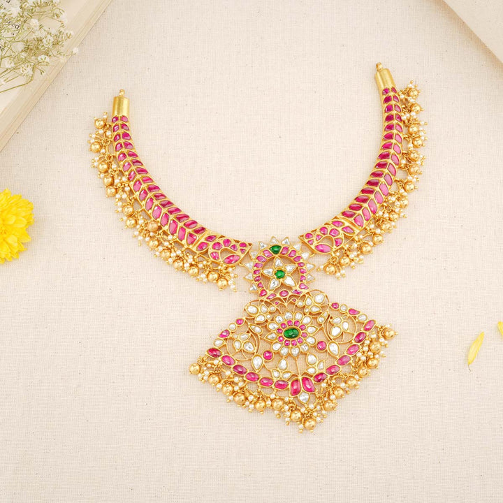 Sanjana Kundan Short Necklace