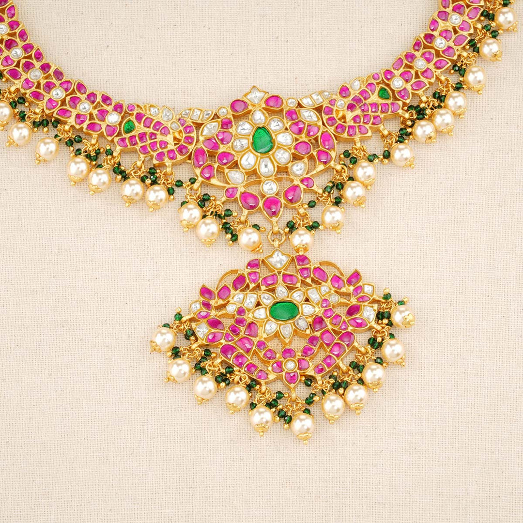 Urmika Kundan Short Necklace