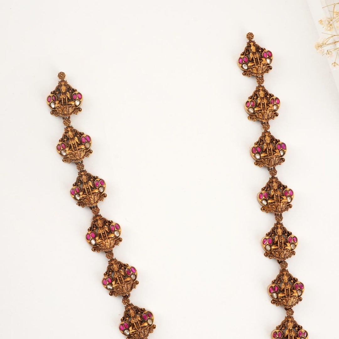 Disharaa Long Necklace