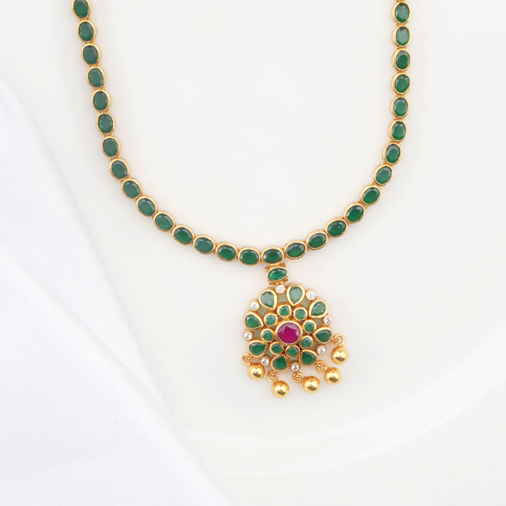 Hamshikha Short Necklace