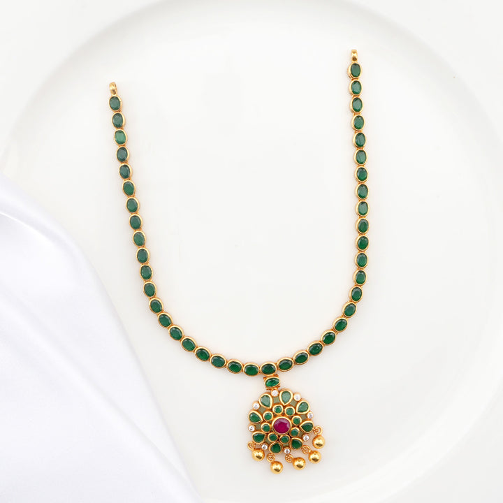 Hamshikha Short Necklace