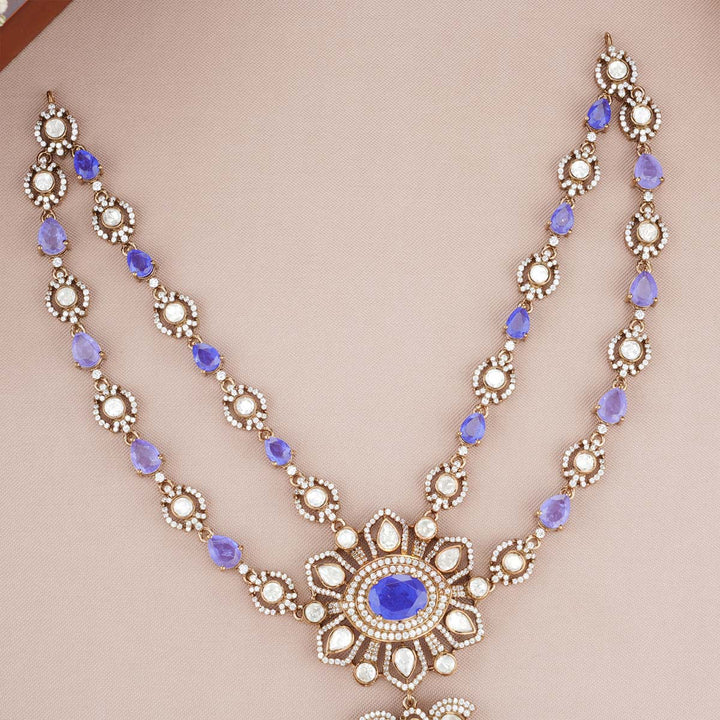 Shaila Victorian Short Necklace Set