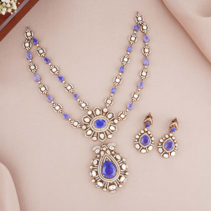 Shaila Victorian Short Necklace Set