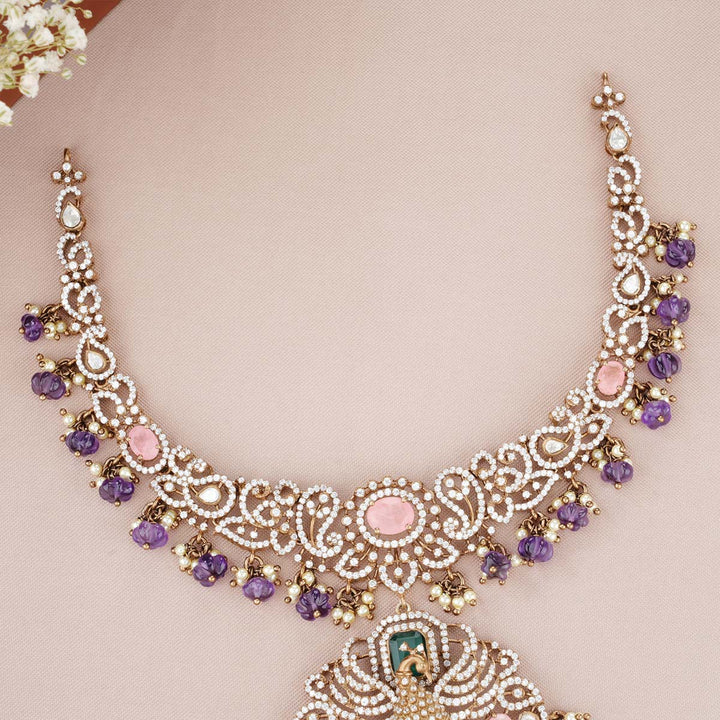 Sonali Victorian Short Necklace Set