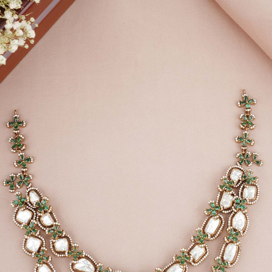 Dhivani Victorian Short Necklace Set