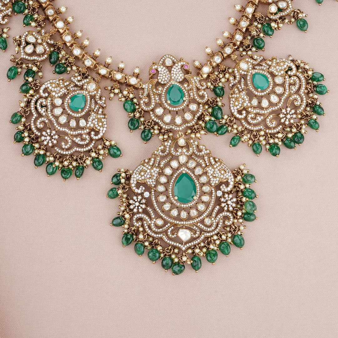 Greeny Guttapusalu Victorian Necklace set