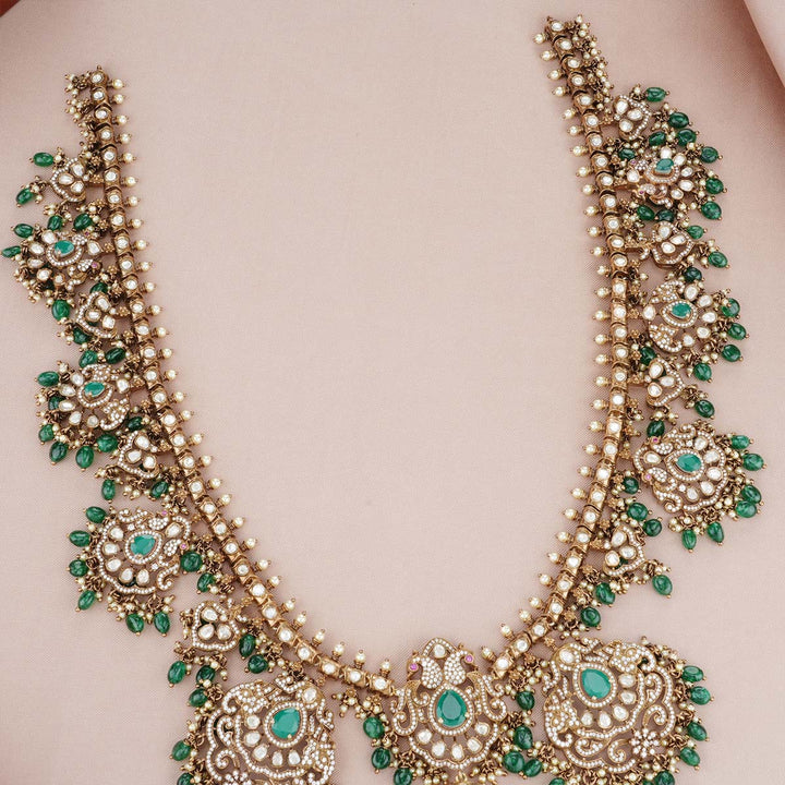 Greeny Guttapusalu Victorian Necklace set