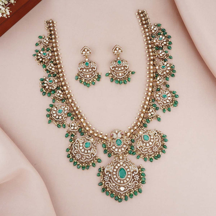 Greeny Guttapusalu Victorian Necklace set