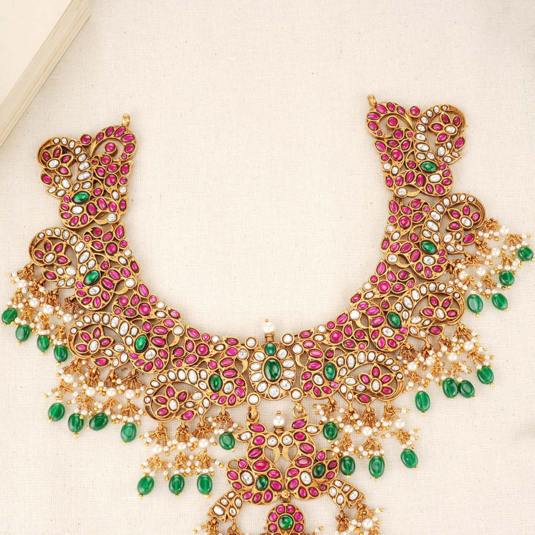 Amazing Kundan Short Necklace