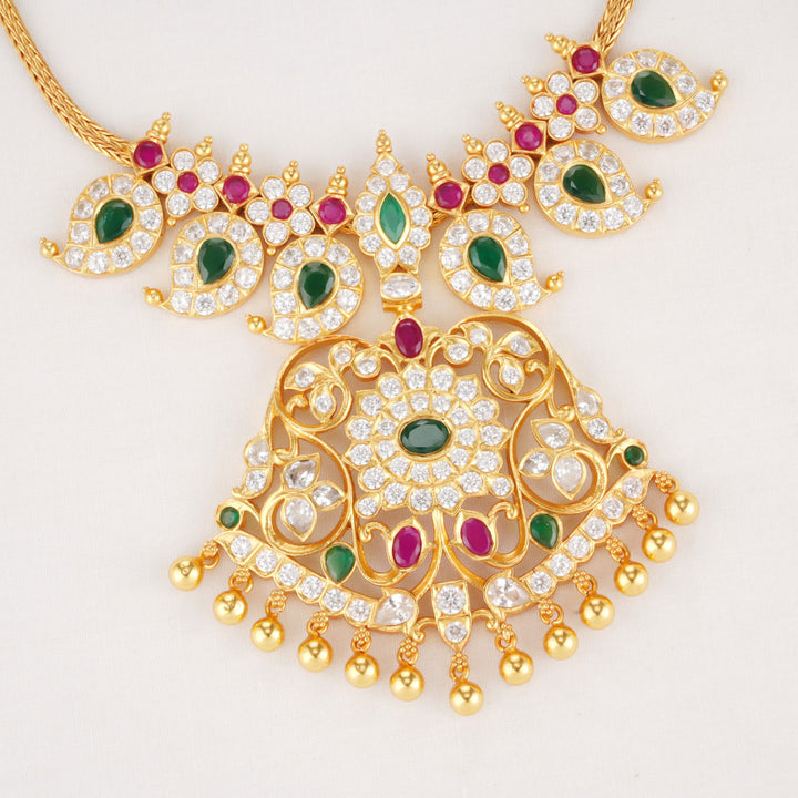 Ashvathi Short Necklace