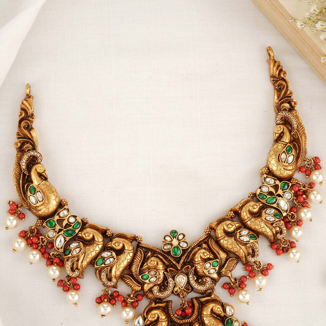 Elegance Kundan Short Necklace