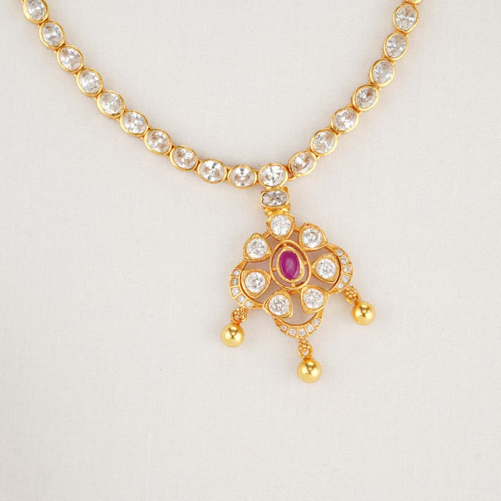 Abina Attigai Necklace