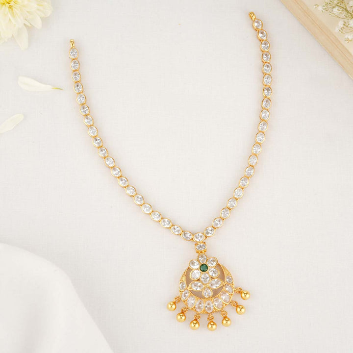 Aashikha Short Necklace