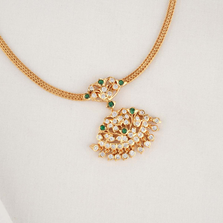 Priya Short Necklace