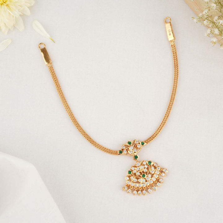 Priya Short Necklace