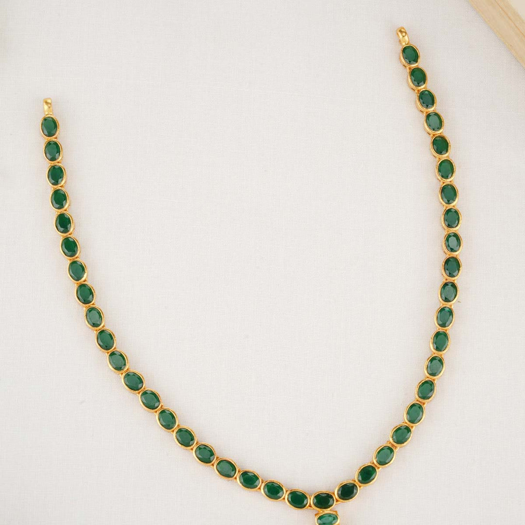 Abitha Short Necklace