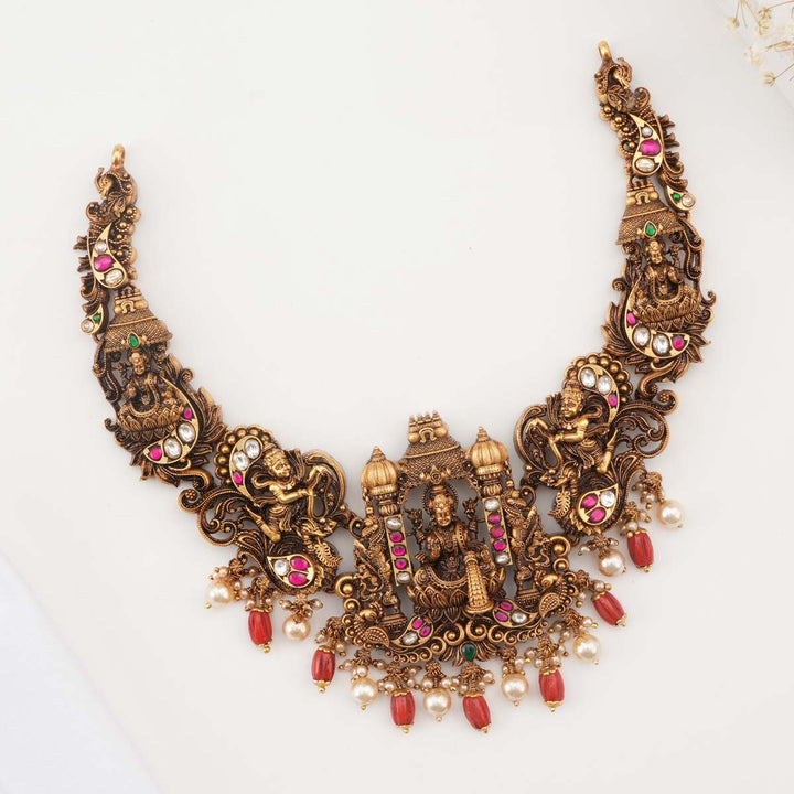 Vanishri Nagas Short Necklace