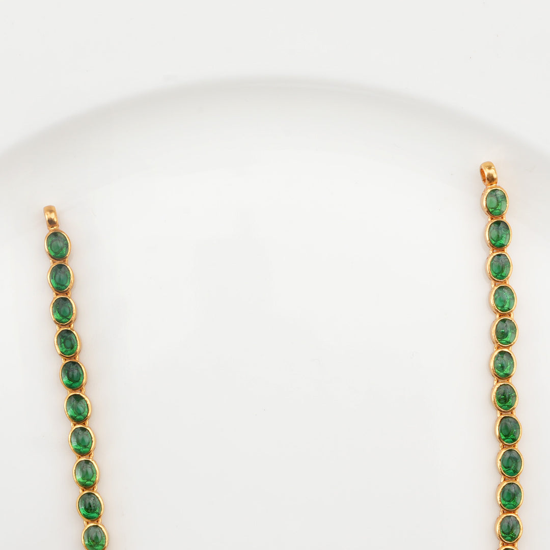 Swarna Short Necklace