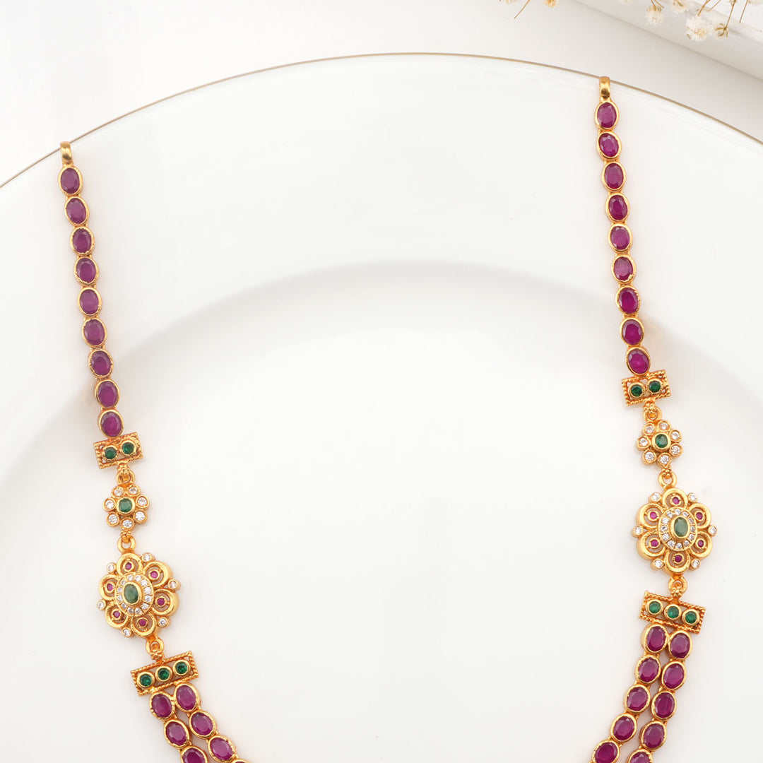 Shalika Short Necklace