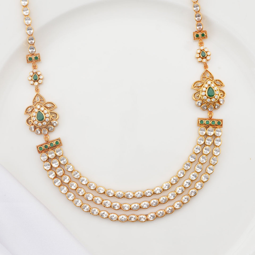 Nidha Short Necklace