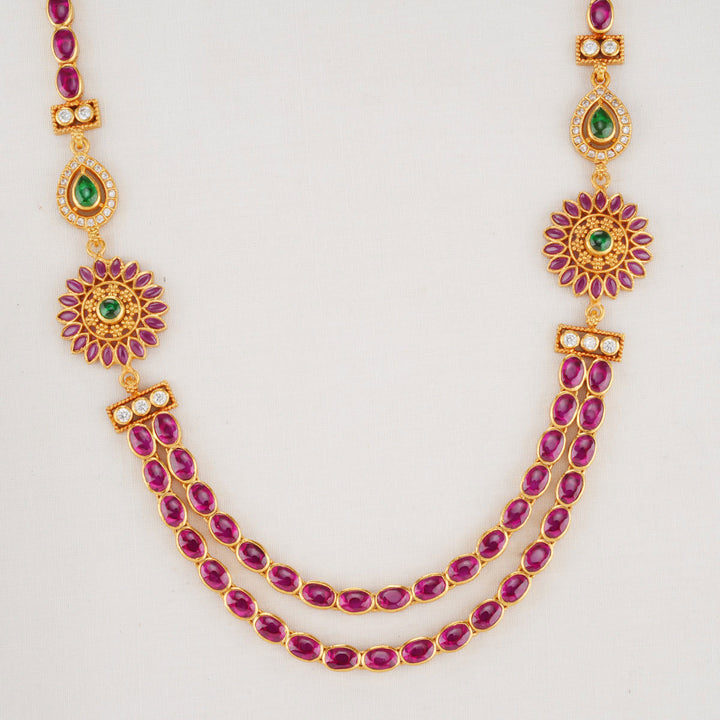 Vikitha Short Necklace