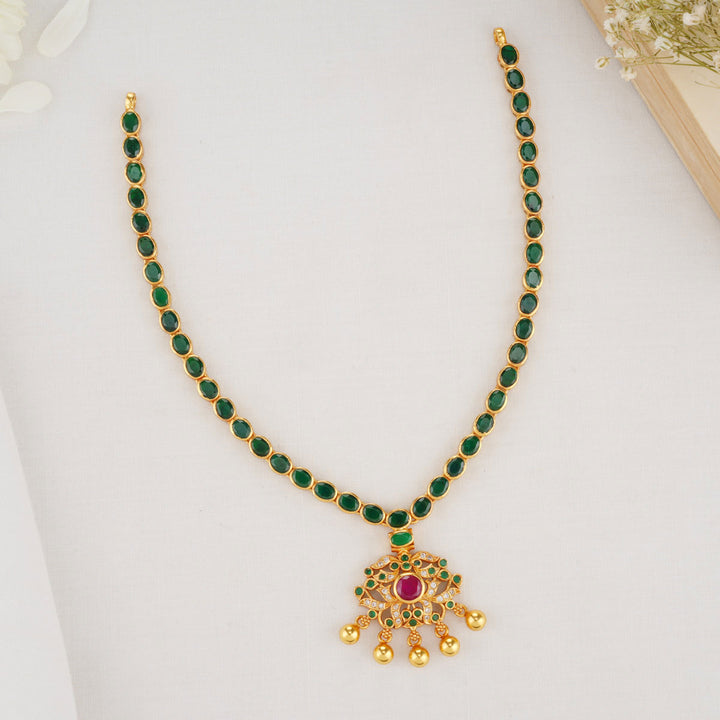 Kanishkha Short Necklace