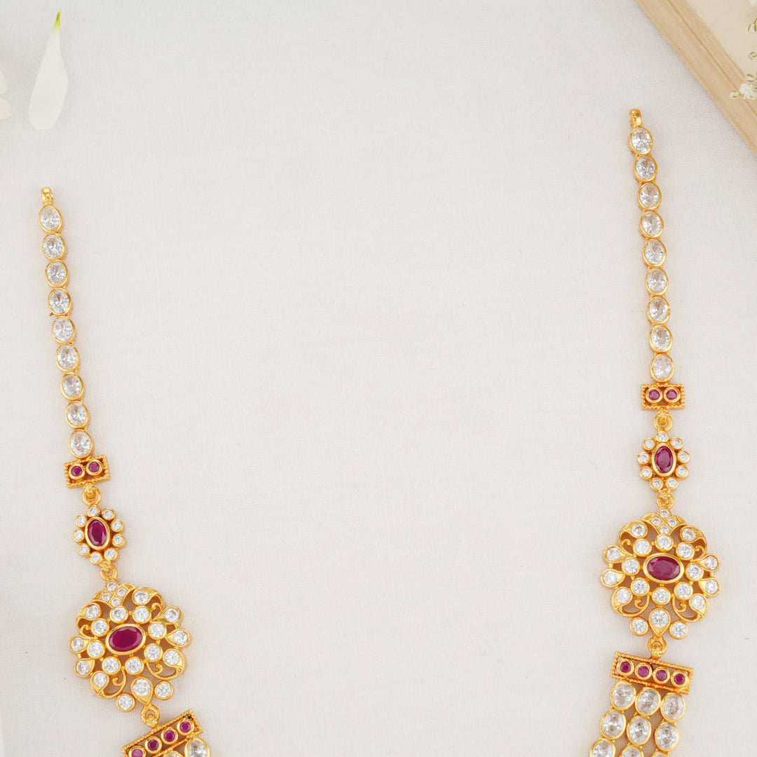 Dishita Short Necklace