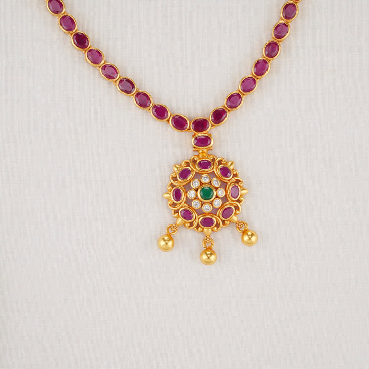 Jasitha Short Necklace