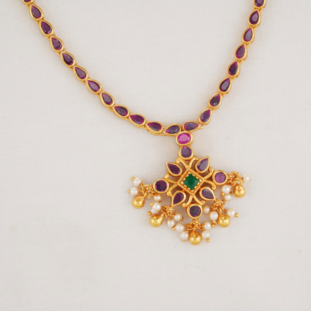 Nethra Reversible Short Necklace