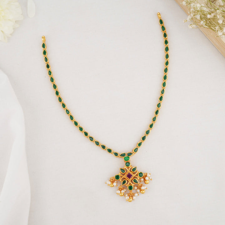 Nethra Reversible Short Necklace