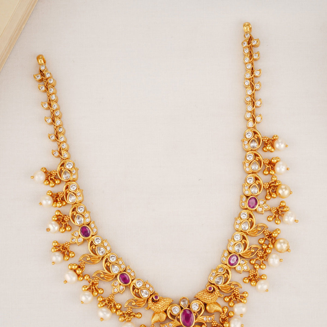 Shakshi Short Necklace