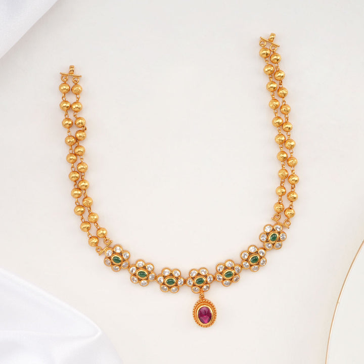 Dhiya Short Necklace