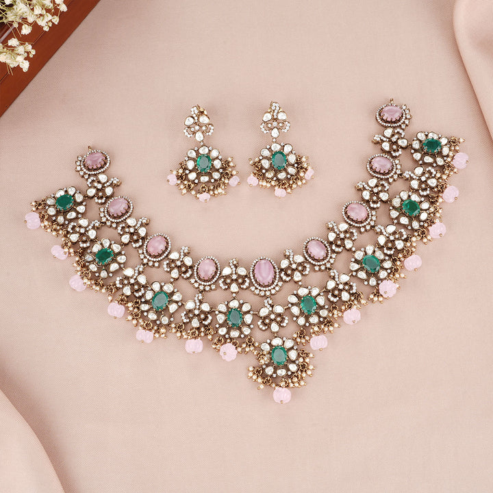 Pavitha Victorian Short Necklace Set