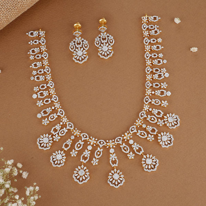 Avinesh Avikam Necklace Set