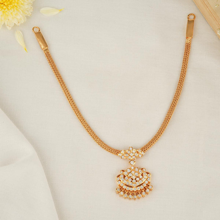 Nityasri Short Necklace